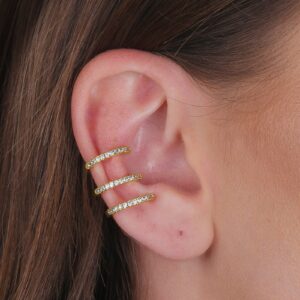 Piercing Dourado Três Argolas Cravejado de Zircônia